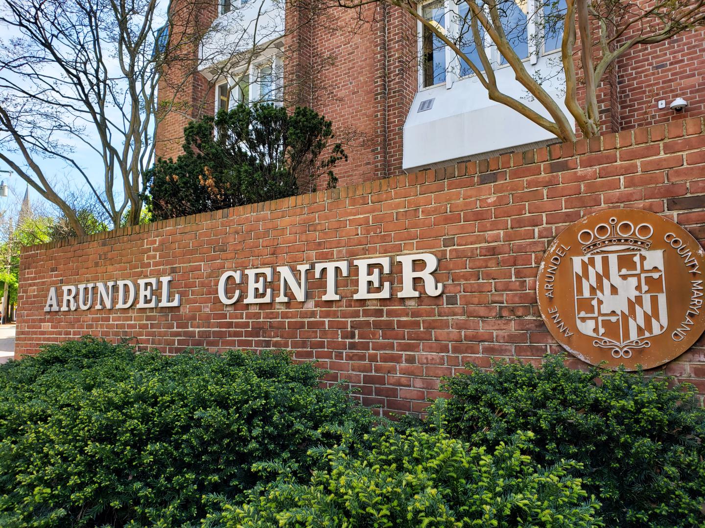 Arundel Center Sign
