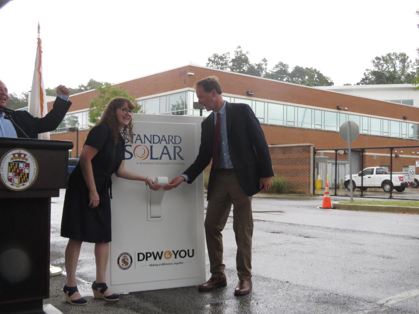 “Flips the Switch” on Clean Energy Project in Millersville