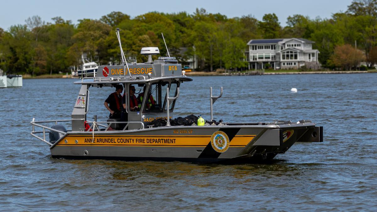 Annapolis Neck Launches Dive Boat 8