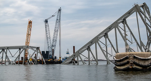 Image of recovery efforts at the FSK bridge