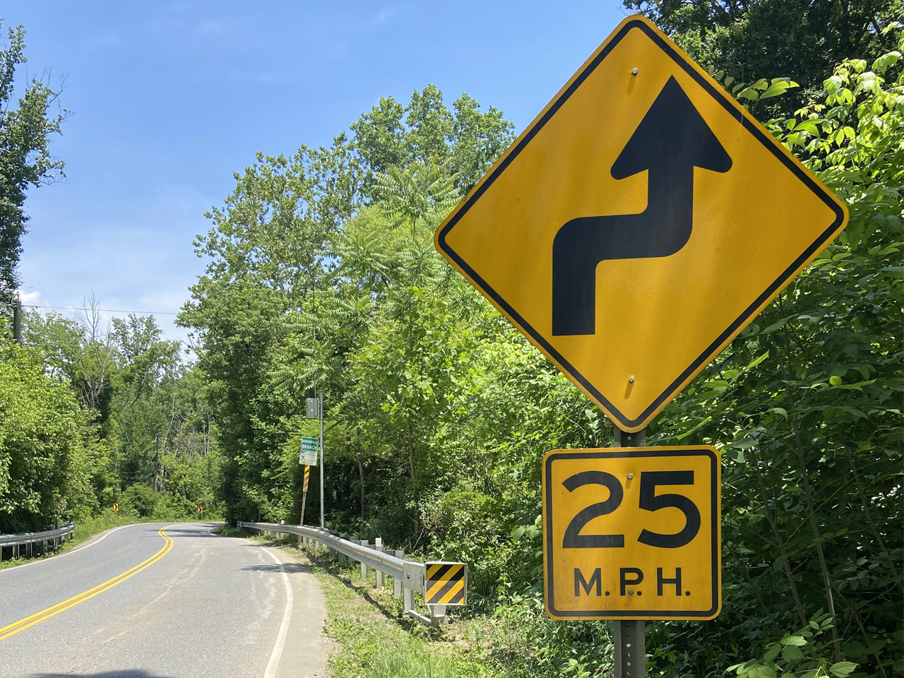 25 mph sign