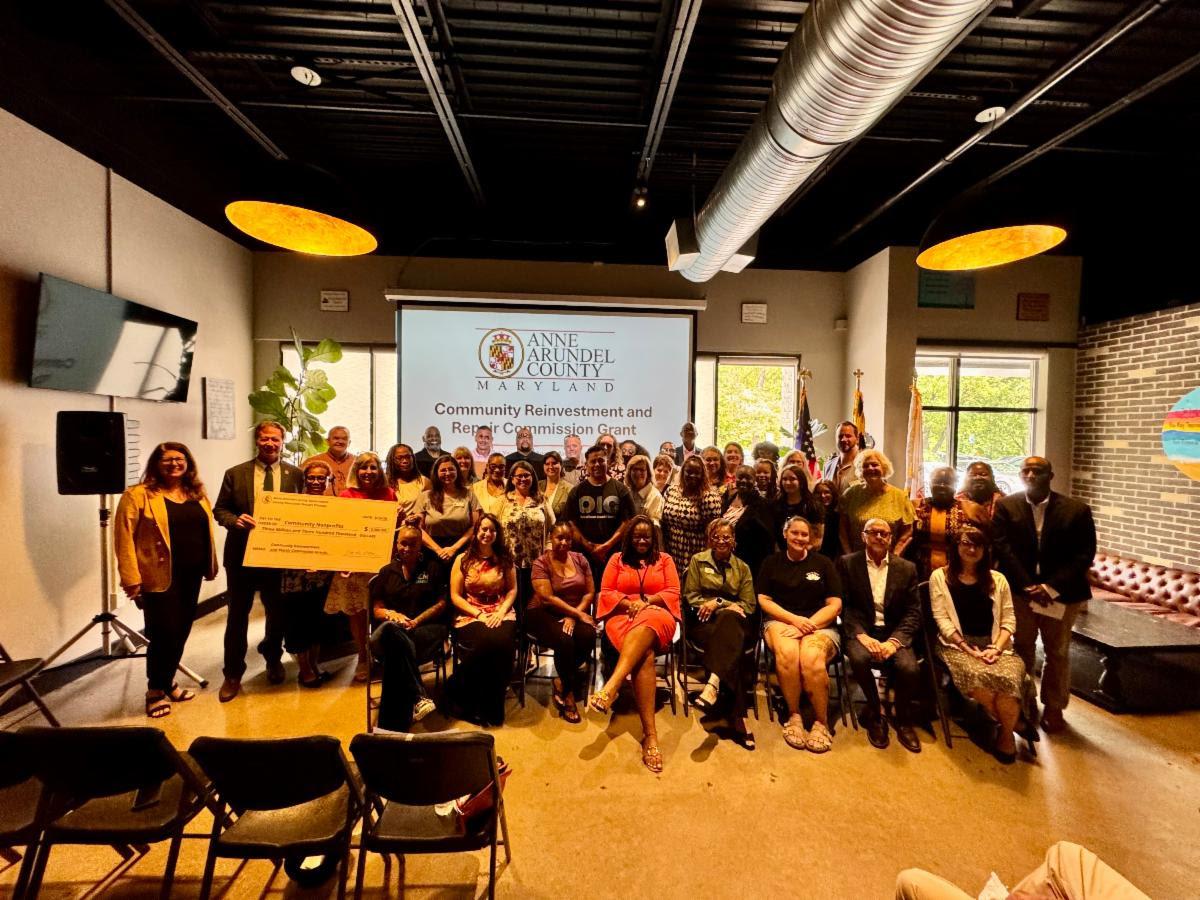 Group photo of recipients 